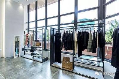 這所中國(guó)大學(xué)開設(shè)服裝專賣店，實(shí)踐育人培養(yǎng)零售與批發(fā)人才