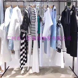 時(shí)尚商機(jī) 愛美斯新款女裝雙面呢馬甲針織套裝批發(fā)解析